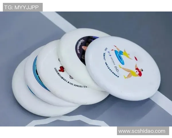 广州飞盘队的崛起与力量探讨聚焦飞盘运动的未来发展与团队精神 广州飞盘队的崛起与力量探讨聚焦飞盘运动的未来发展与团队精神