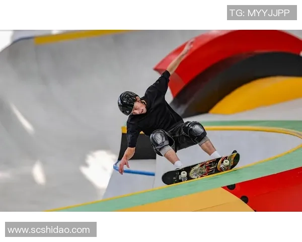 成都滑板队在世界攀岩锦标赛中以90分稳居积分榜首位