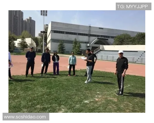 西安飞盘队战术分析：整体压制打法的优势与应用探讨